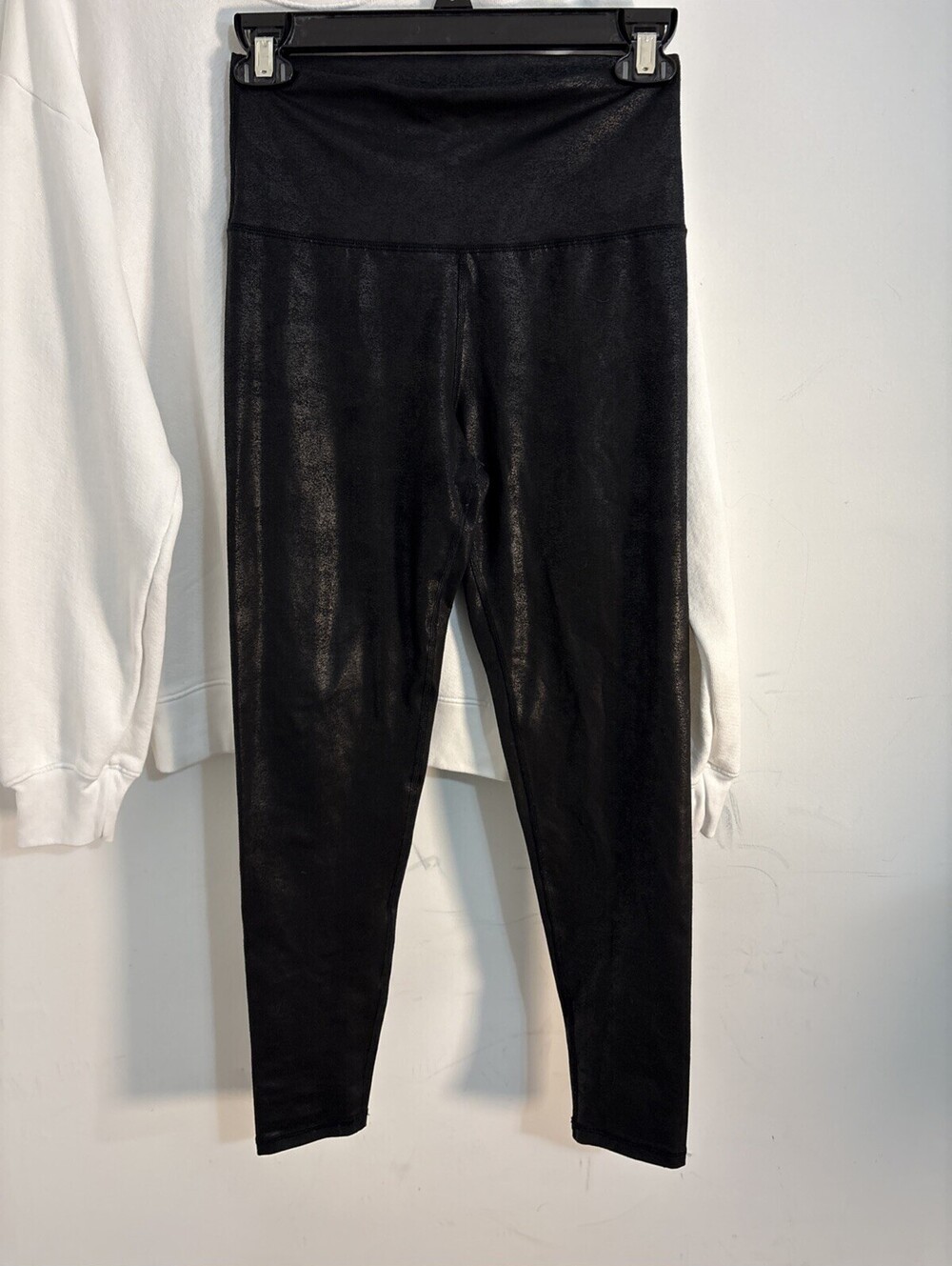 AERIE Offline Medium High Rise Black Faux Leather Crackle Leggings
